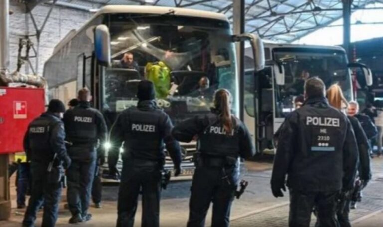 Lebensgefahr auf Rädern: Bosnischer Fernbus ohne Bremsen und Servolenkung gestoppt